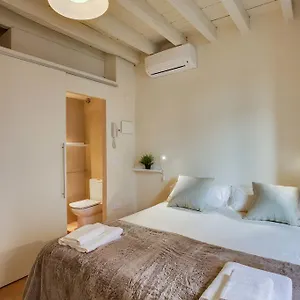 Flateli Ballesteries Appartamento